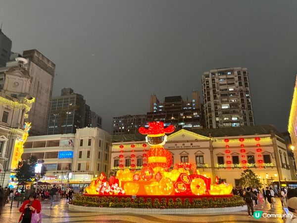 《澳門新年時充滿特色的大三巴》