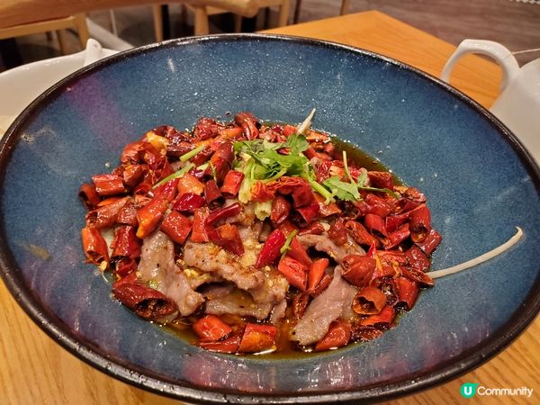 今晚去了點一龍嚐了一個德哥「川味」精緻川菜2人餐，是來自星級...