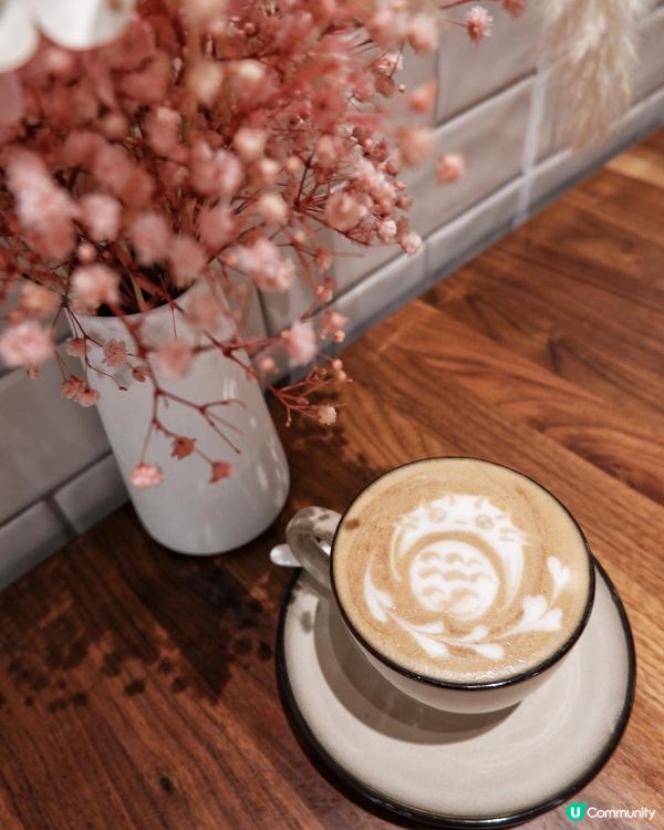 上次去過荃灣分店，今次就試吓哩間何文田分店，分店既食物依然好...