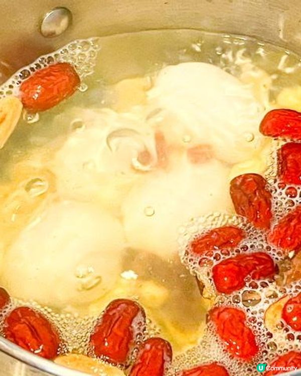 又到了秋冬天，天氣反覆，有時陽光普照，有時天色陰沉