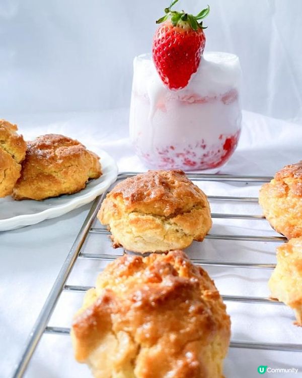 黃金酥脆的外表散發出牛油蜜糖的香甜