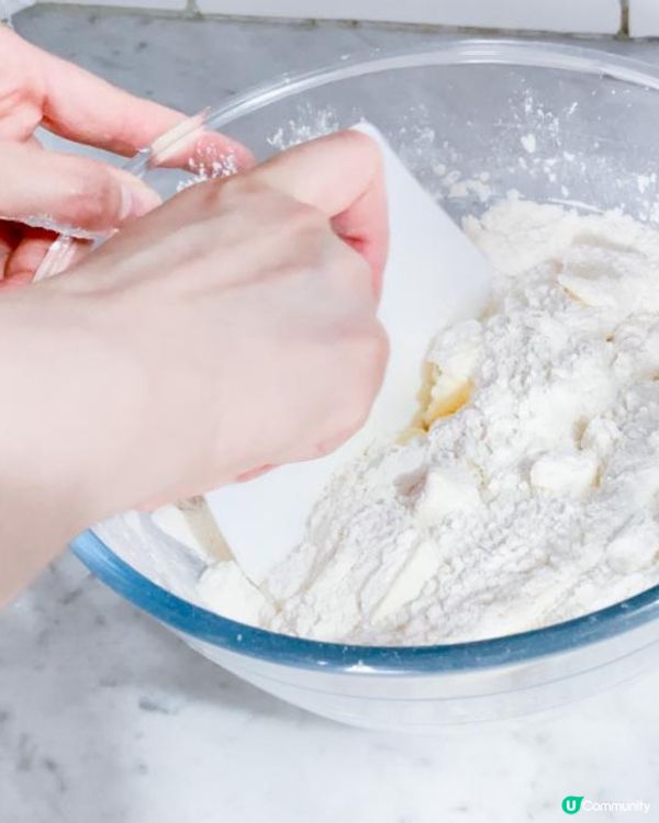 黃金酥脆的外表散發出牛油蜜糖的香甜