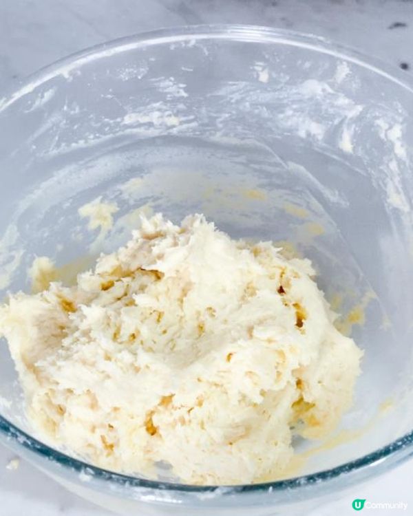 黃金酥脆的外表散發出牛油蜜糖的香甜