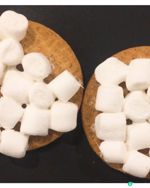 以下色彩繽紛的「棉花糖夾餅」，只要使用微波爐兼大約10分鐘就...