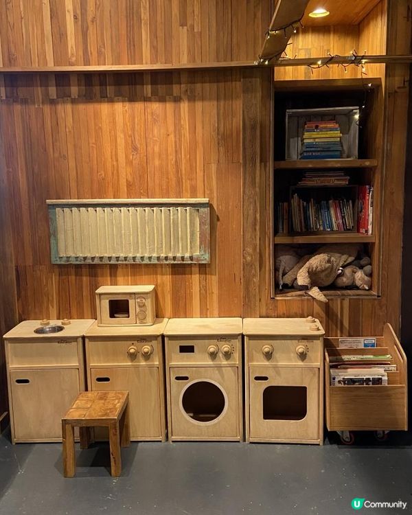 話說小編之前已經見到唔少人介紹過呢一間位於鴨脷洲嘅隱世咖啡店...