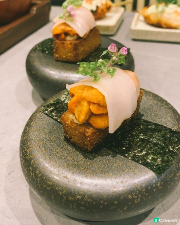 鰂魚涌新開咗一間日式居酒屋店，除咗午市套餐仲可以單點。