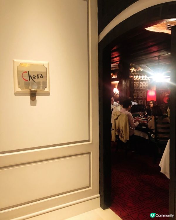 難得黎到半島chesa食lunch，都有掙扎過好唔好揀食依個...