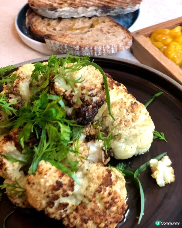 一直都是牛油果控🥑上網見到依間cafe有道用木tray上枱的...