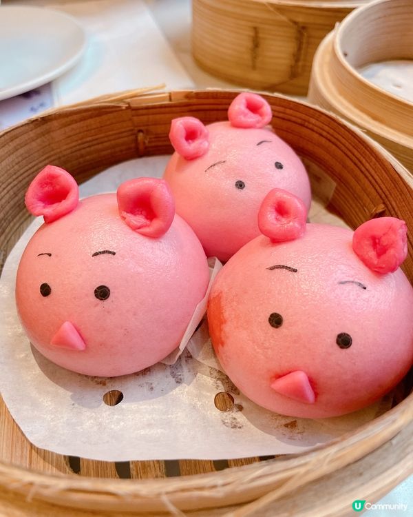 去迪士尼但去飲茶😂由於其他餐廳太多人，於是就行咗入翠園食lu...