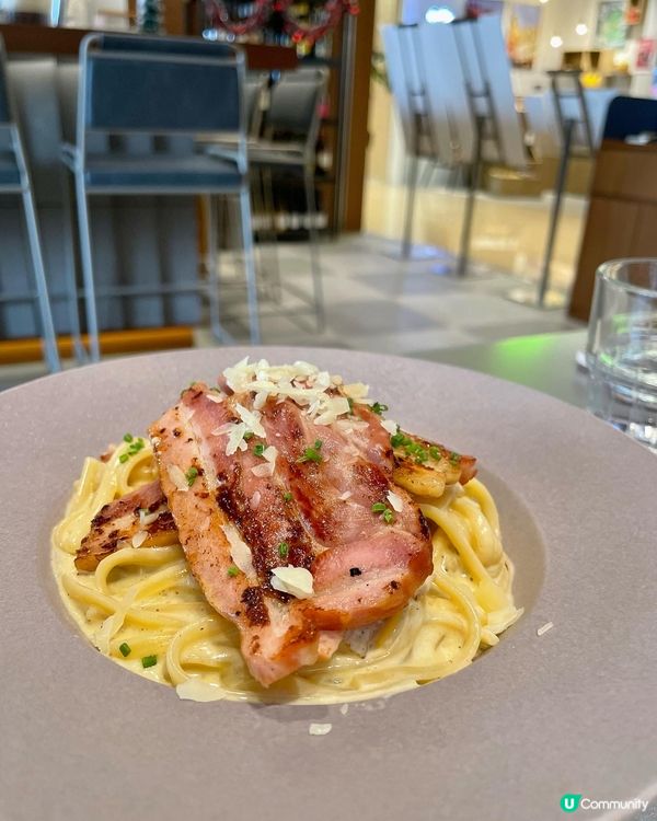 ❅全日早餐，薯餅最為香脆可口，卡邦尼意粉忌廉汁較濃，十分cr...