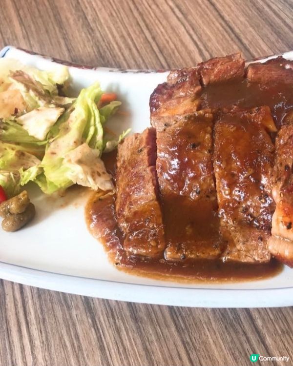 呢間係我都幾中意既半放題，星期六日先會可自選主食 三色丼，帆...