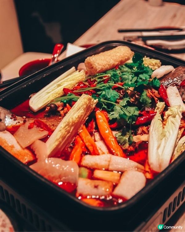 祥仔都有烤魚食，天氣轉涼就想食熱辣辣食物，祥仔一直好出名酸菜...