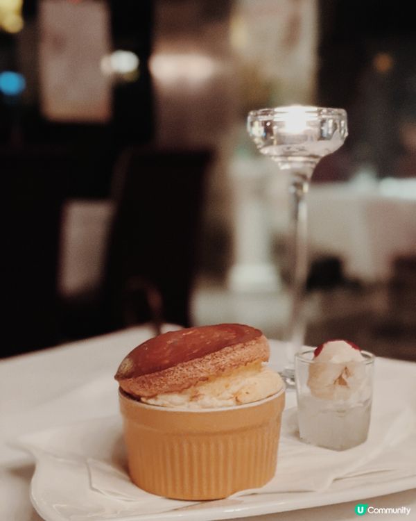 上環性格比高嘅西餐廳 | La Parole