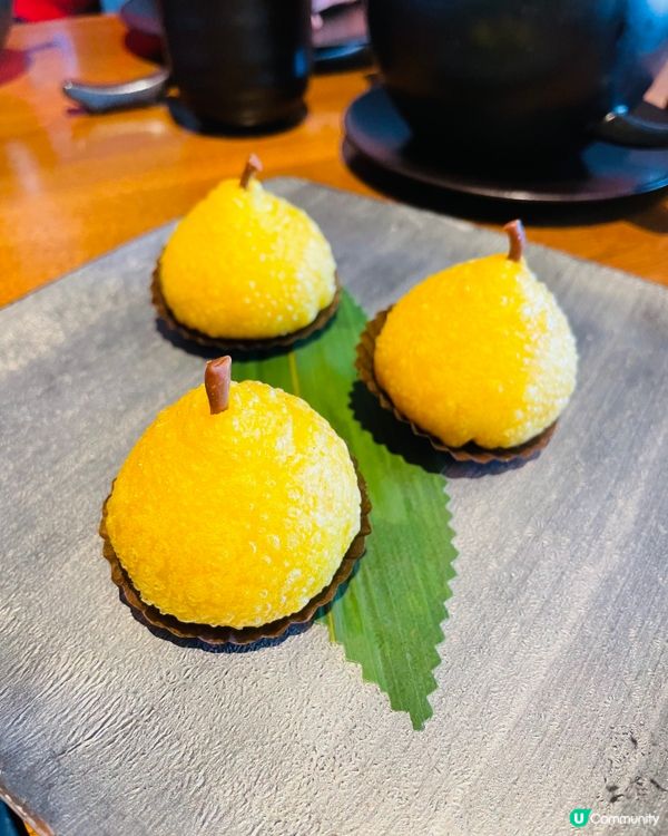 位於紅磡海邊的嘉里酒店中的中菜廳紅糖。這裏環境位置寬敞窗邊座...