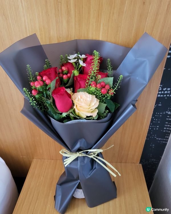 慶祝情人節及補祝我們結婚18週年紀念日  