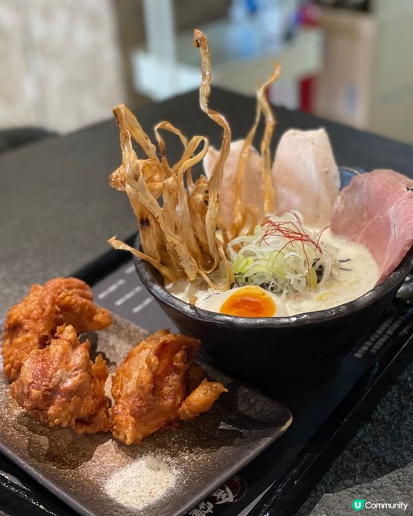 北角超濃白雞湯拉麵🍜配大大件香脆炸雞🍗