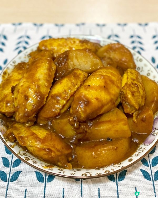 咖喱薯仔白蘿蔔黃油雞翼