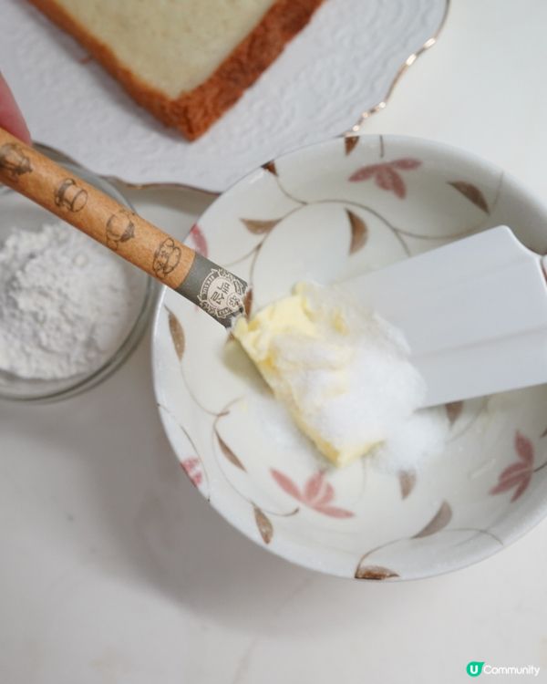 這段時期最想念的是茶餐廳奶茶，還有菠蘿油，不能堂食唯有自己做...