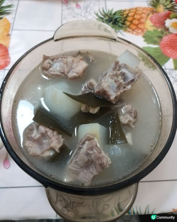 過去鄉下有句俗話「冬食蘿蔔夏食姜」冬天嘅蘿蔔可比擬小人參，由...