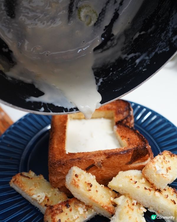 韓式芝士熔岩吐司，