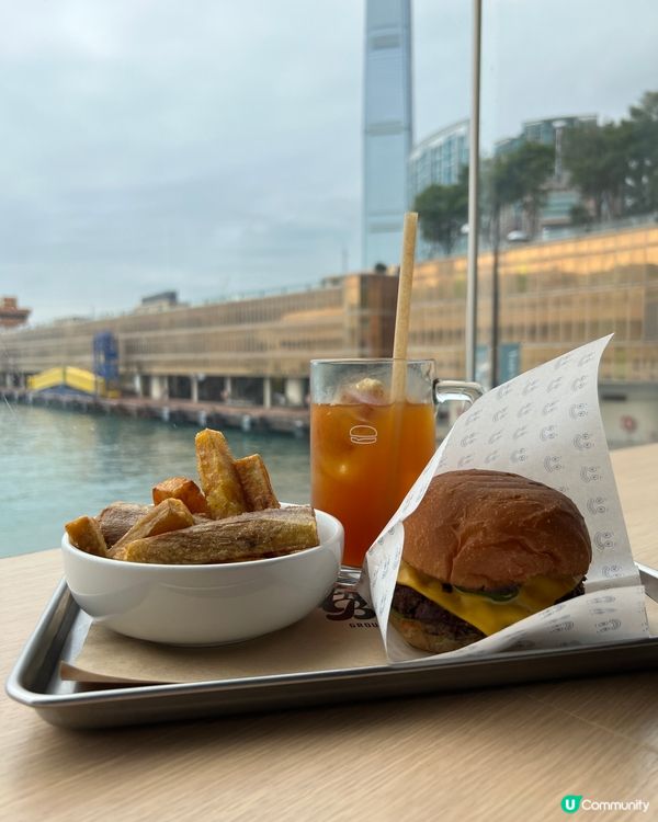 曾經對burger很著迷，誓要食晒全港漢堡包店！不過，講真無...