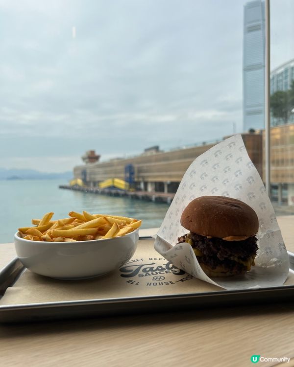 曾經對burger很著迷，誓要食晒全港漢堡包店！不過，講真無...