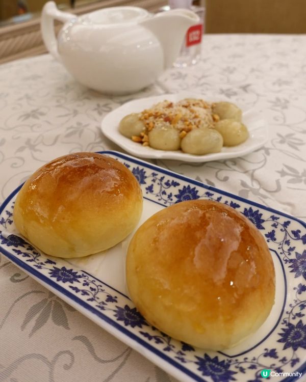 好耐好耐冇飲茶🫖約左亞E喺上環拎嘢比佢，佢提議去飲茶果隻下午...