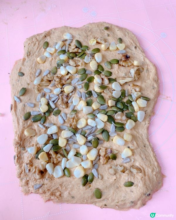 今日介紹整一個麵包兩個囗味道 - 地中海香草蒜蓉包同地中海香...