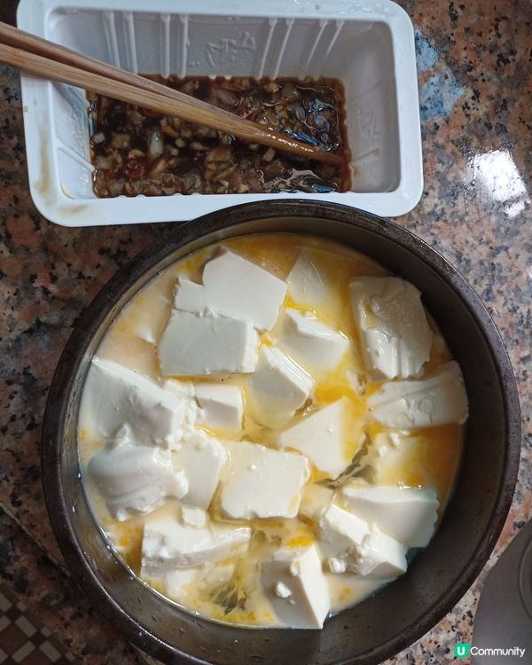 又係抗疫版，有乜煮乜嘅時候，今日整嘅就係雞蛋豆腐。