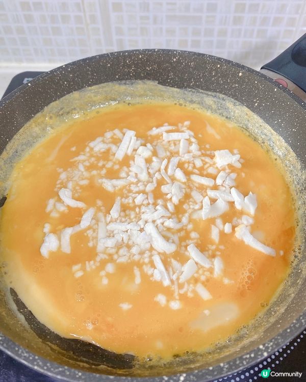 今日整咗牛油果洋蔥醬配芝士粒粒蛋蛋熟牛舌墨西哥卷🫔，加咗片薄...