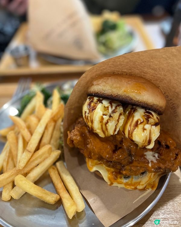 觀塘工廈特色漢堡包店