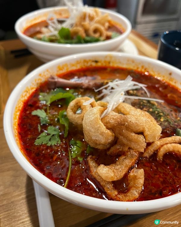 觀塘工廈特色漢堡包店