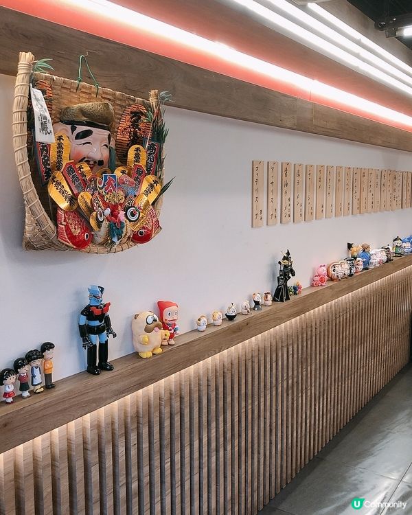 今日去咗一間好有特色嘅拉麵店，仲未開返晚市堂食唯有叫外賣，外...