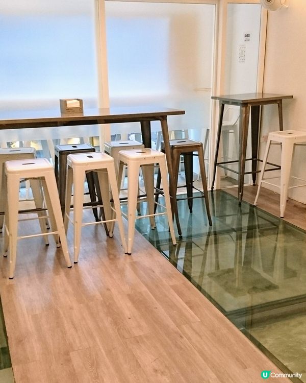 Cafe & Bar@LKF,Central