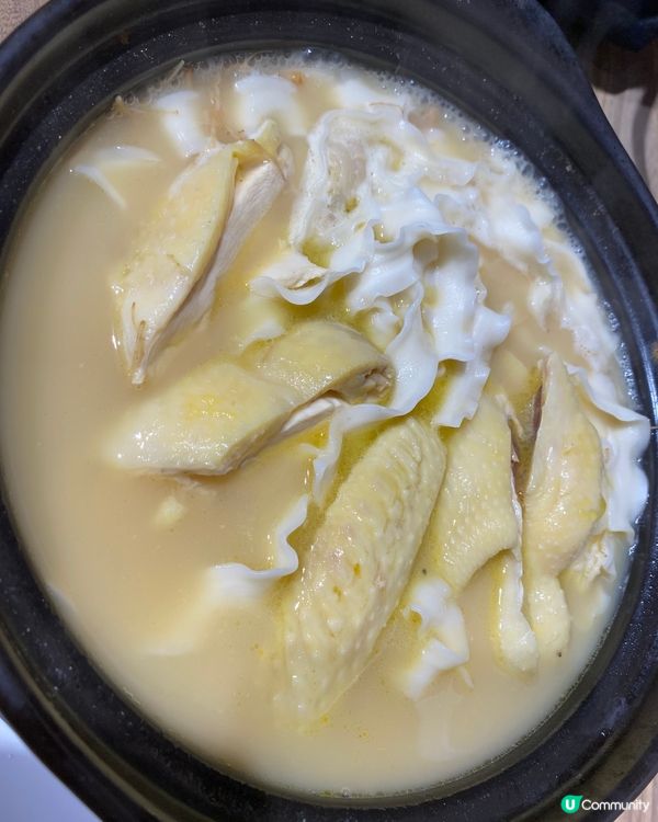 醉藥雞，聽間舖名就係食雞。佢地既醉藥雞米線，人蔘雞刀判麵，砂...