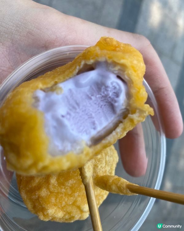 第一次食炸雪糕，我會將之形容為熱的冰皮月餅或雪米糍，個人認為...