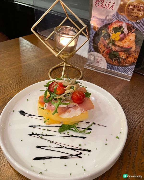 澳洲肉眼扒拼香草🌿牛油焗波士頓龍蝦🦞尾,肉眼肉質多汁; 龍蝦...