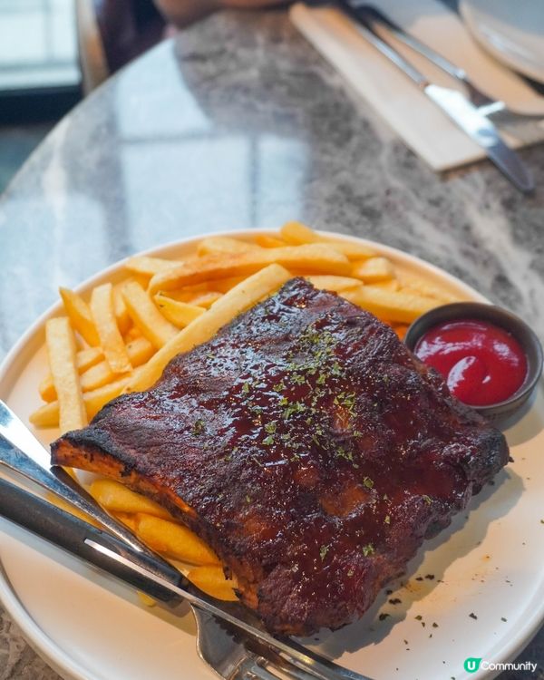 說到東涌，除了有不少名店的東薈城，