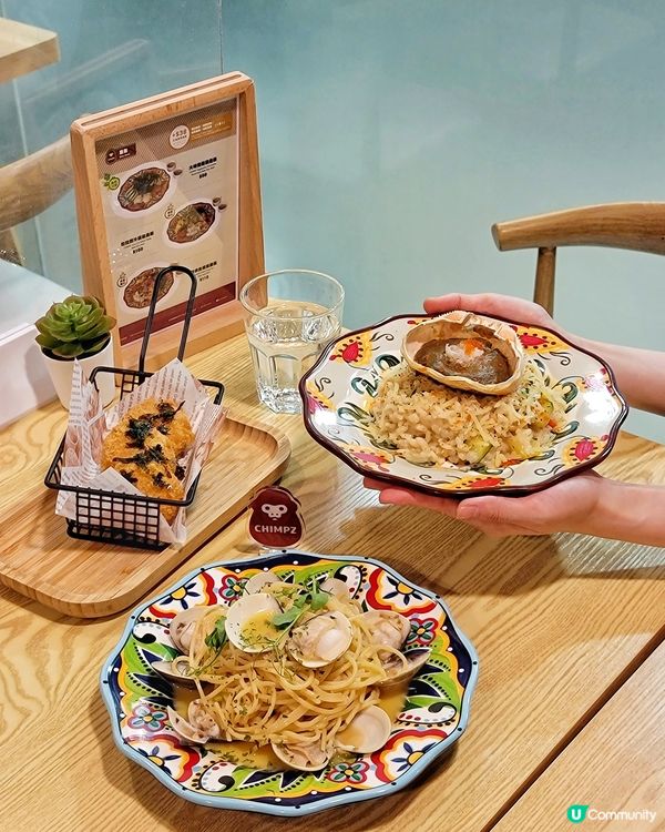 銅鑼灣一向係美食集中地，就算係渣甸坊嘅小巷入面，都可以搵到好...