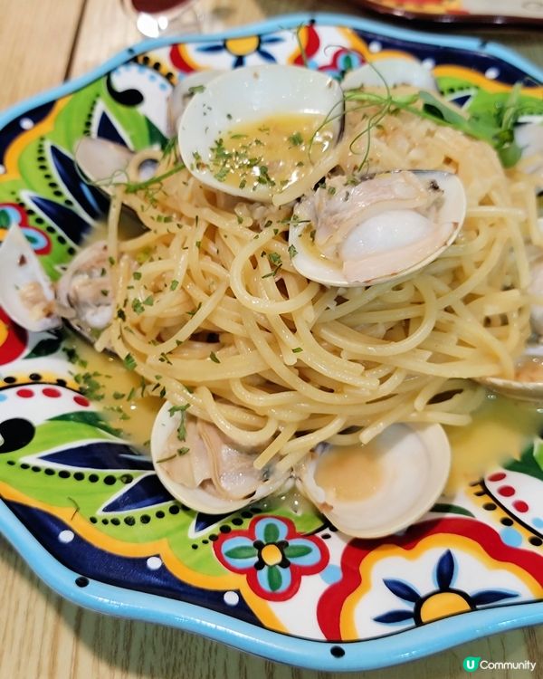 銅鑼灣一向係美食集中地，就算係渣甸坊嘅小巷入面，都可以搵到好...