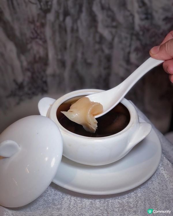 喺銅鑼灣V Point呢座新開嘅中心有好多高質嘅食肆，而入面...