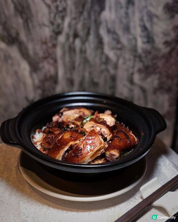 喺銅鑼灣V Point呢座新開嘅中心有好多高質嘅食肆，而入面...