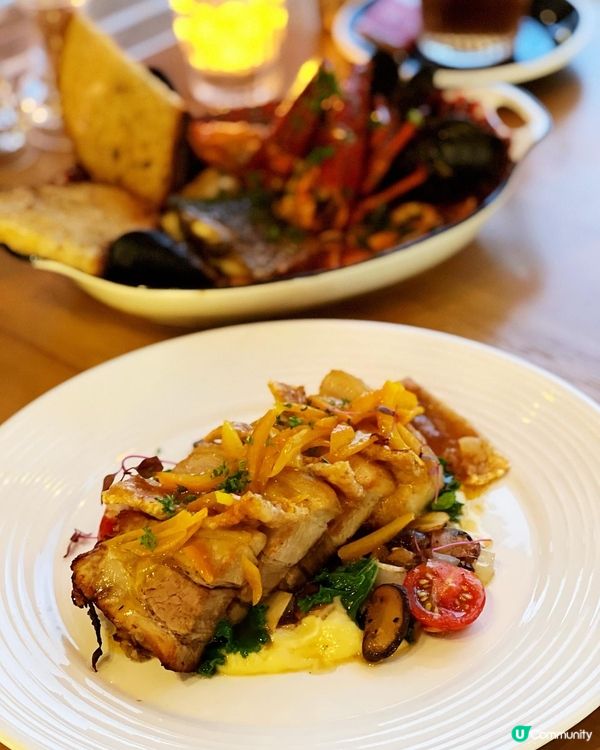 之前就吃過這間人氣法國菜餐廳，主打中價法國菜，想不到擴張到荃...