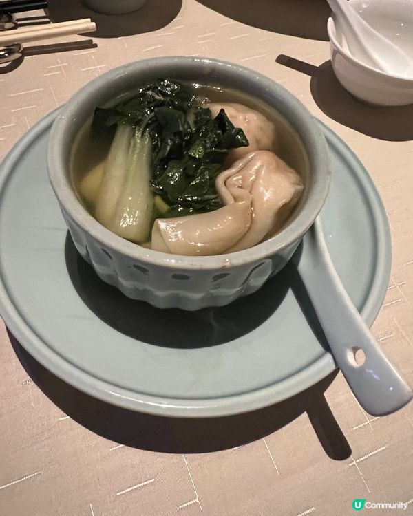 原本諗住同朋友食片皮鴨，點知見到好多野都好吸引！咁就叫左一個...