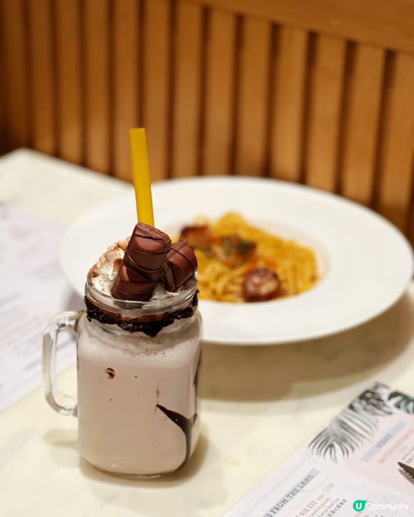 素來得知這間西餐廳頗有名氣，經常Full Booking，吃...