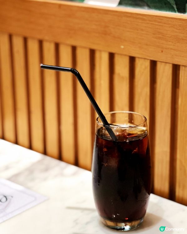 素來得知這間西餐廳頗有名氣，經常Full Booking，吃...