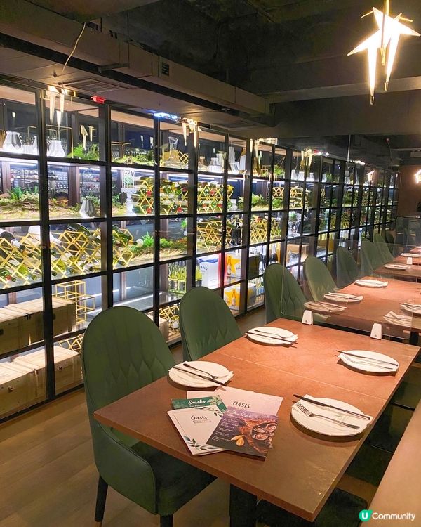 尖沙咀諾士佛臺一向多酒吧，平時我就好少過嚟，今次同朋友係到搵...