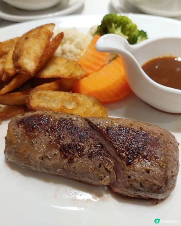 百樂酒店客房送餐