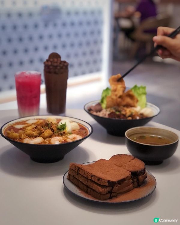 呢間A.T.A.S位於銅鑼灣的樓上南洋餐廳，由新加坡人主理，...