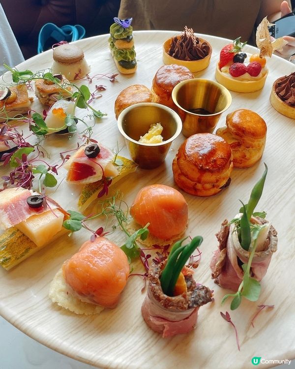 ★★喜歡這個下午茶的擺盤，一來到時候十分精美。★★